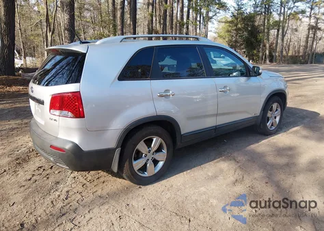 2013 Kia Sorento Ex V6 from USA, damaged, VIN 5XYKUDA21DG370541